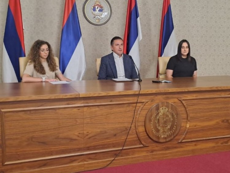 Srbija će stipendirati studentice koje su u Sarajevu veličake Ratka Mladića i slavile genocid nad Bošnjacima